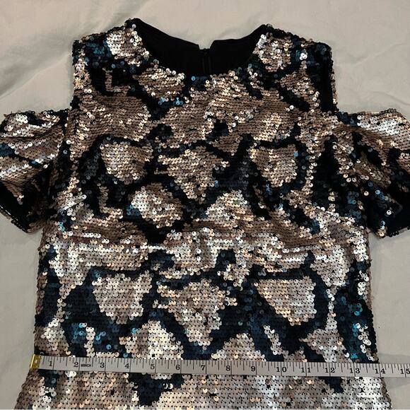 Topshop Cold Shoulder Sequins Mini Dress sz 4 Green and Gold - Picture 9 of 12